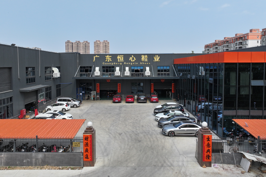 the Right shoe Manufacturer