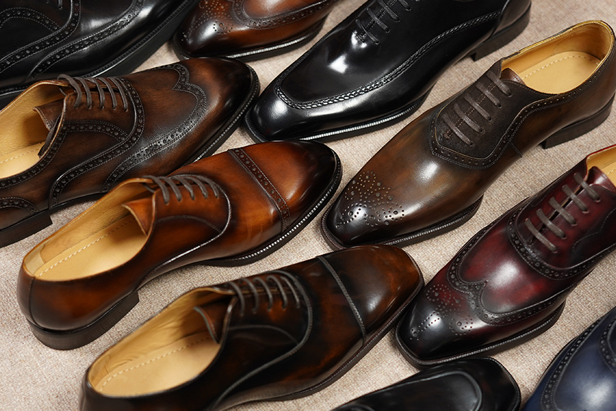 Oxford vs Derby: Understanding the Craft and Character Behind Each Style
